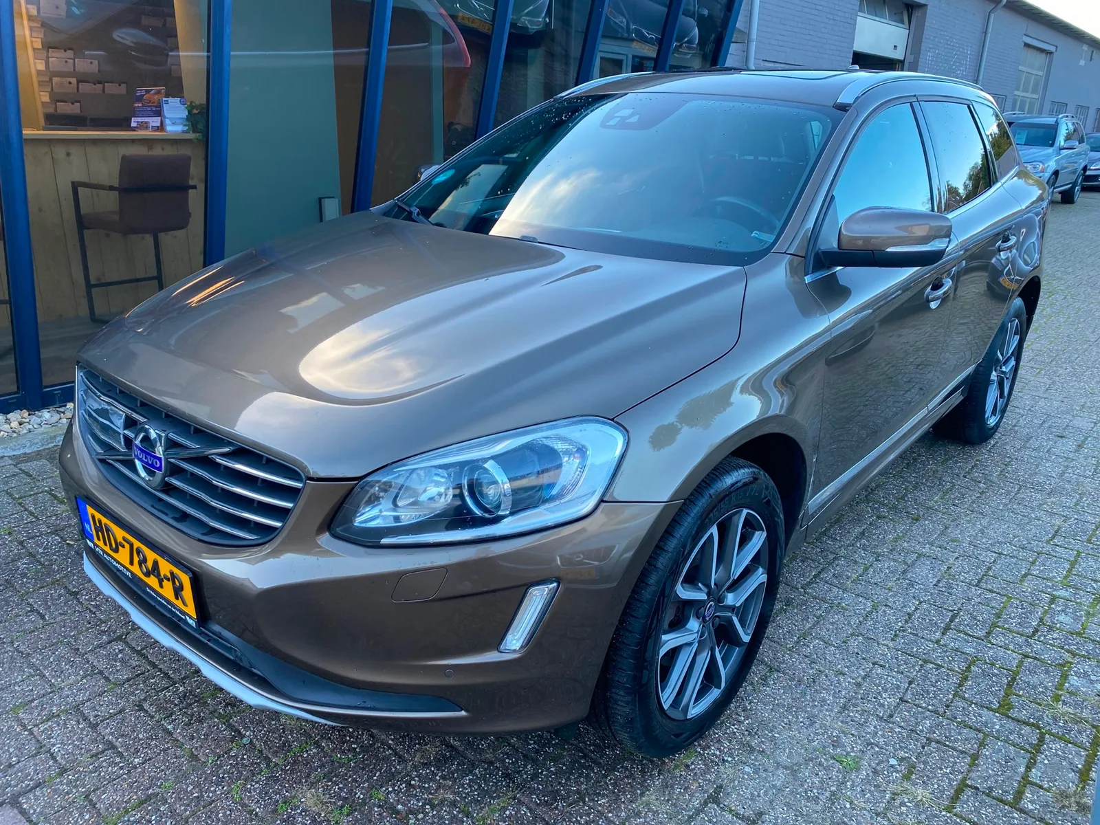 Volvo XC60 (2015) — foto 1