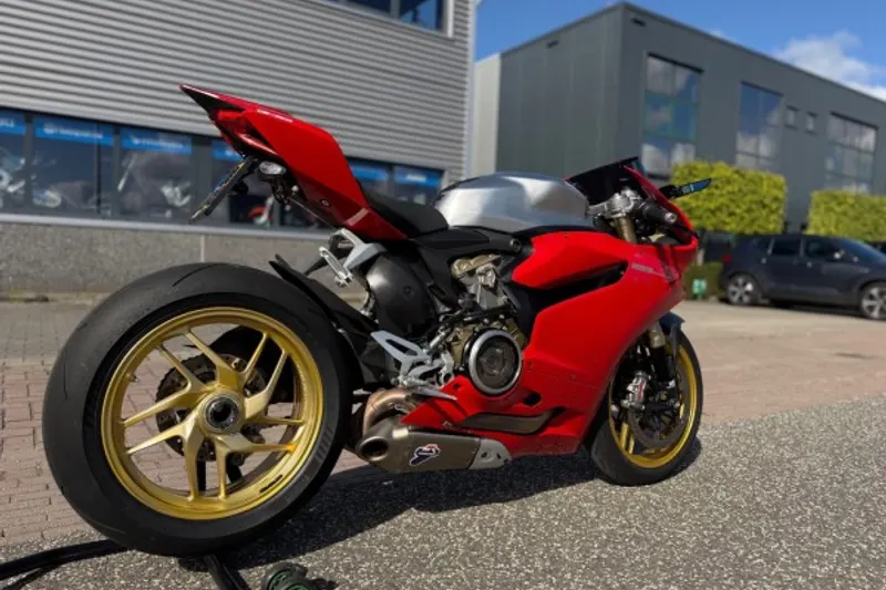 Ducati Panigale 1199 (0)