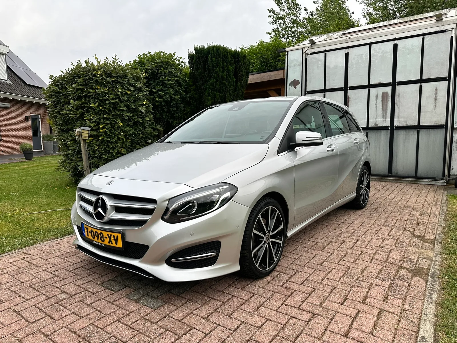 Mercedes-Benz B-Klasse (2018) — foto 1