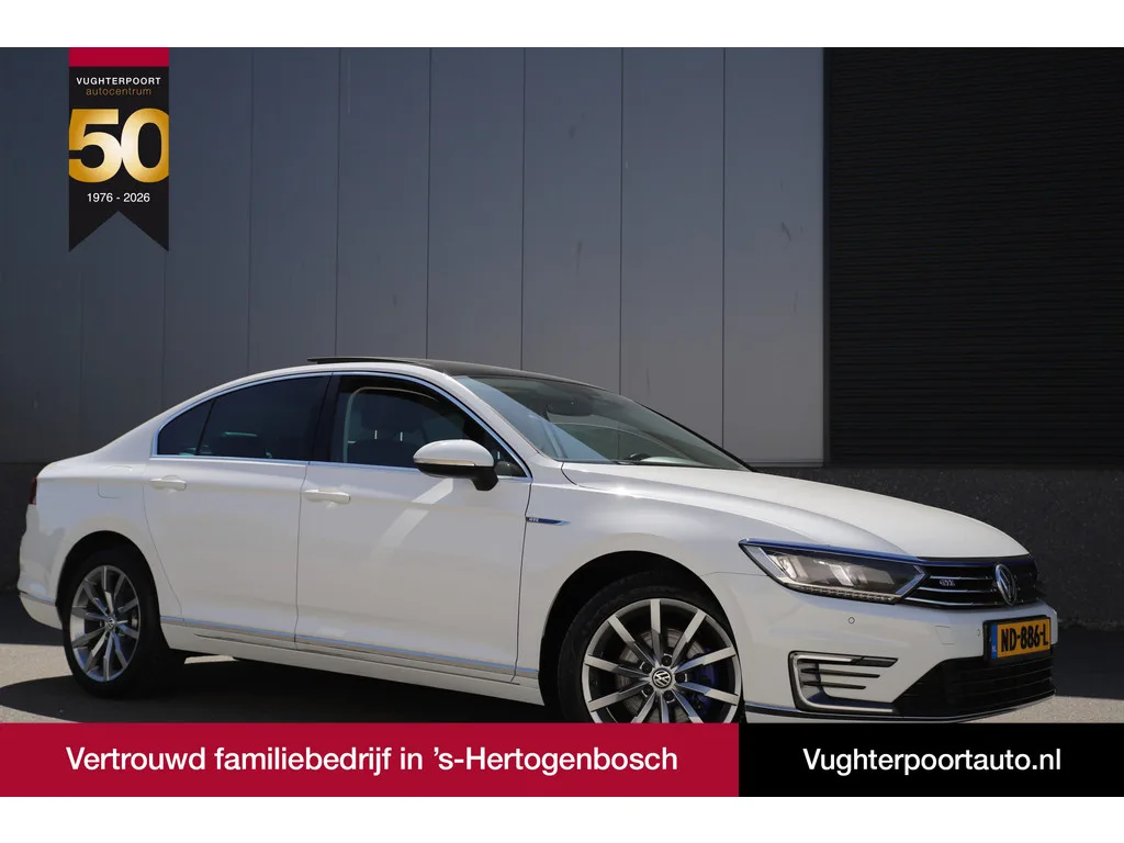 Volkswagen Passat (2016) — foto 1