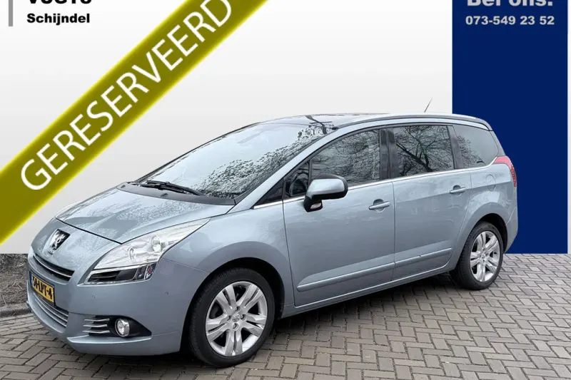 Peugeot 5008 (2010)