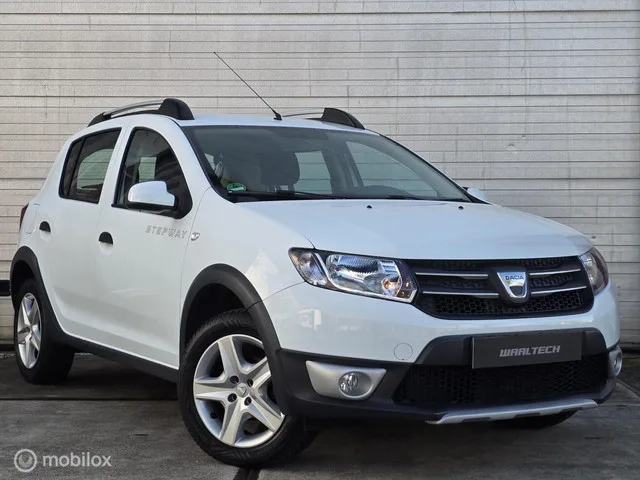 Dacia Sandero (2016) — foto 1