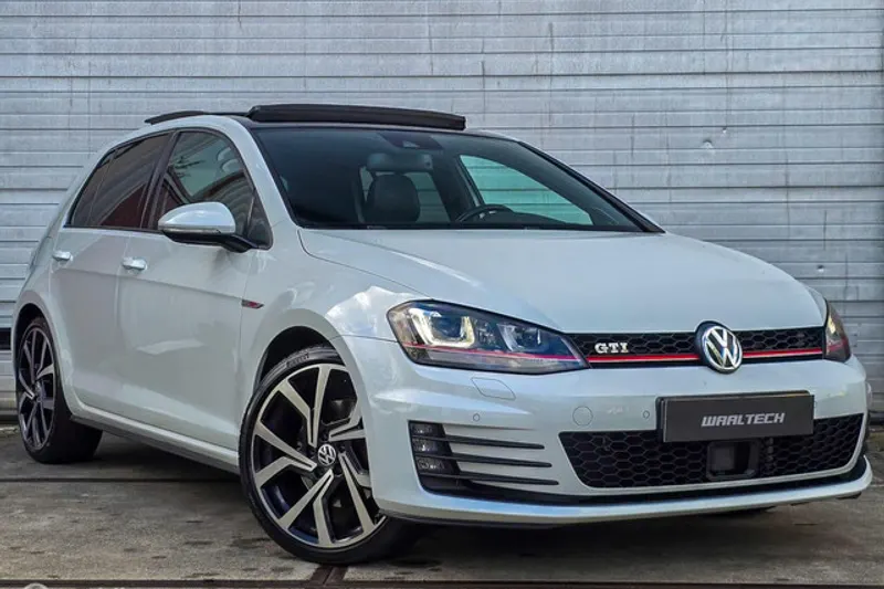 Volkswagen Golf (2015)