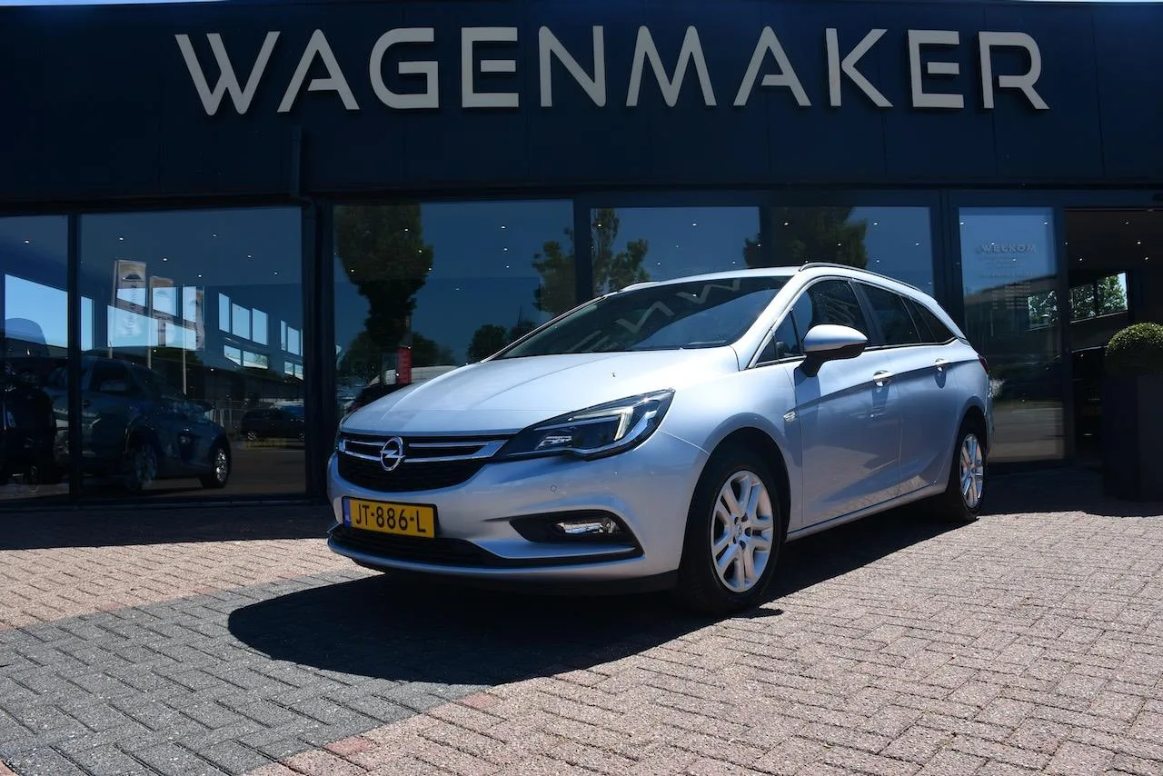 Opel Astra (2016) — foto 1