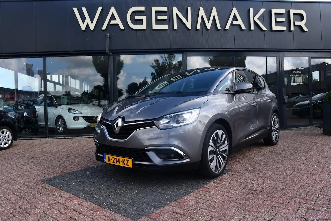 Renault Scénic (2021) — foto 1