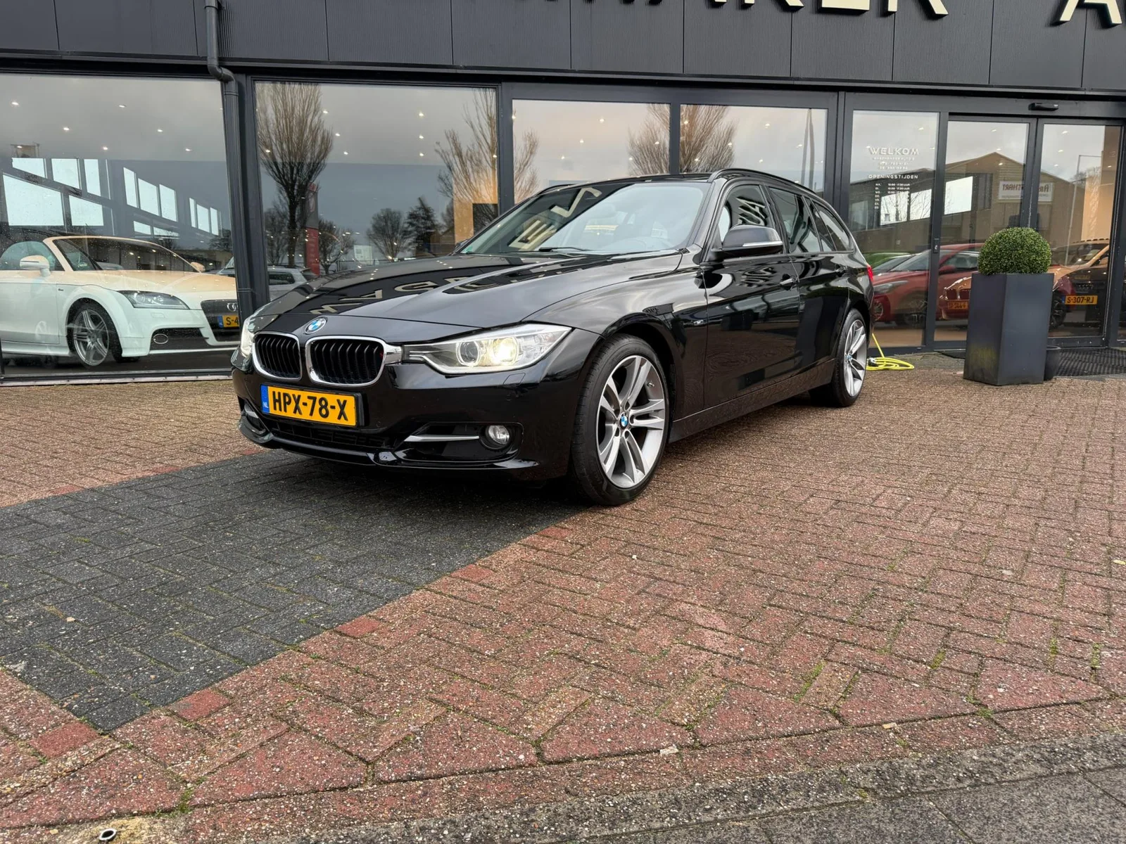 BMW 3-Serie (2014) — foto 1