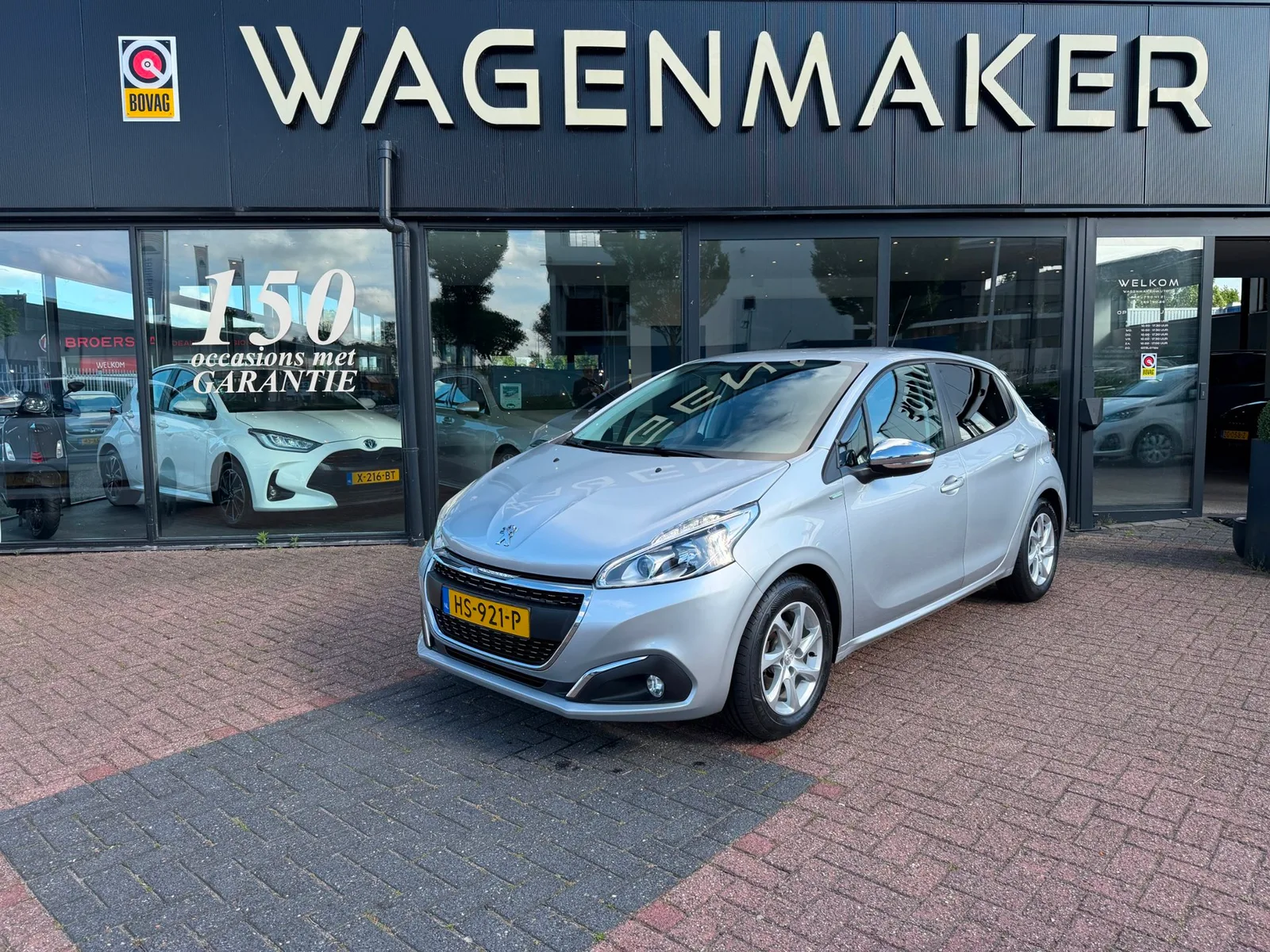 Peugeot 208 (2016) — foto 1
