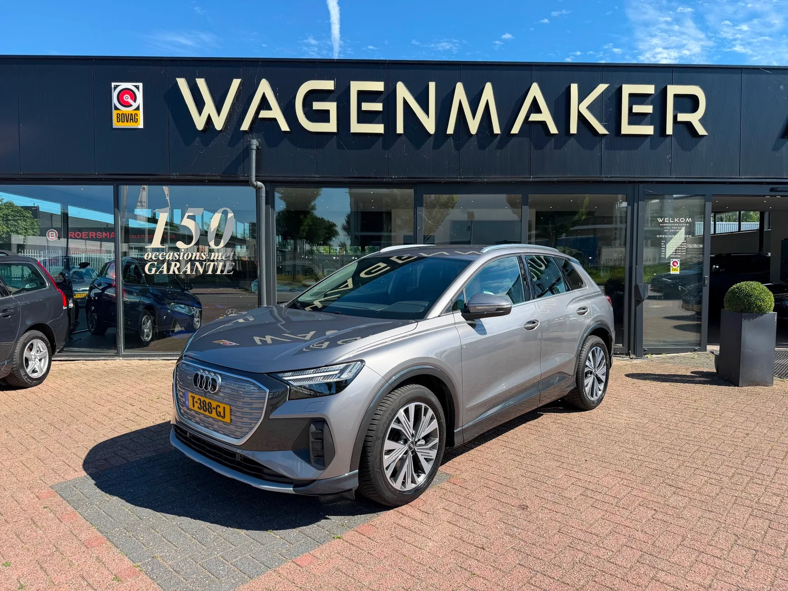 Audi Q4 e-tron (2023) — foto 1