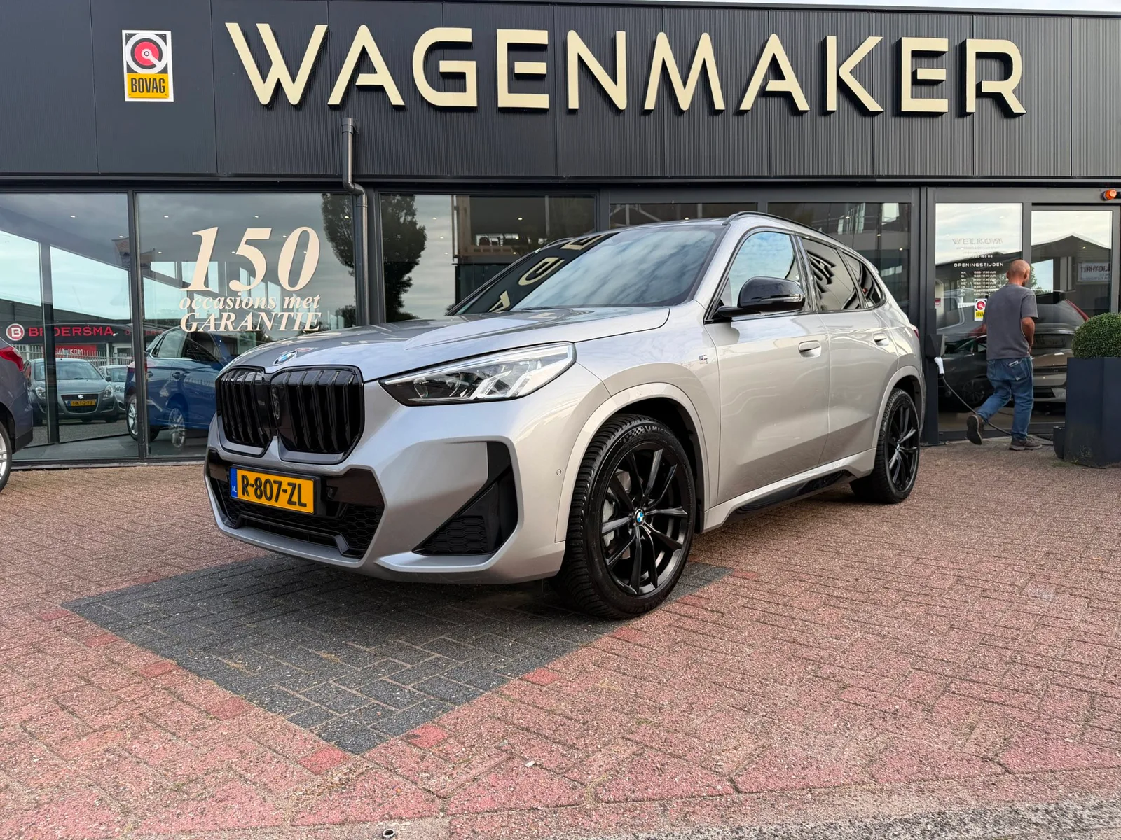 BMW X1 (2023) — foto 1