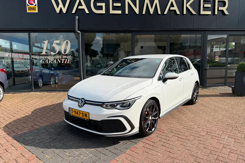 Volkswagen Golf (2021)