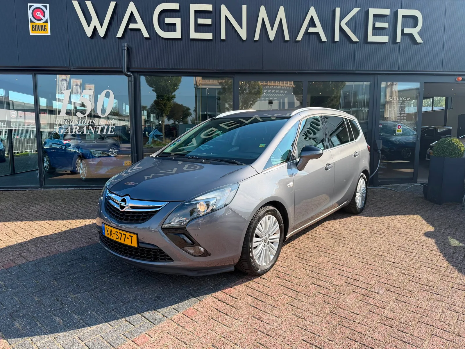 Opel Zafira (2016) — foto 1