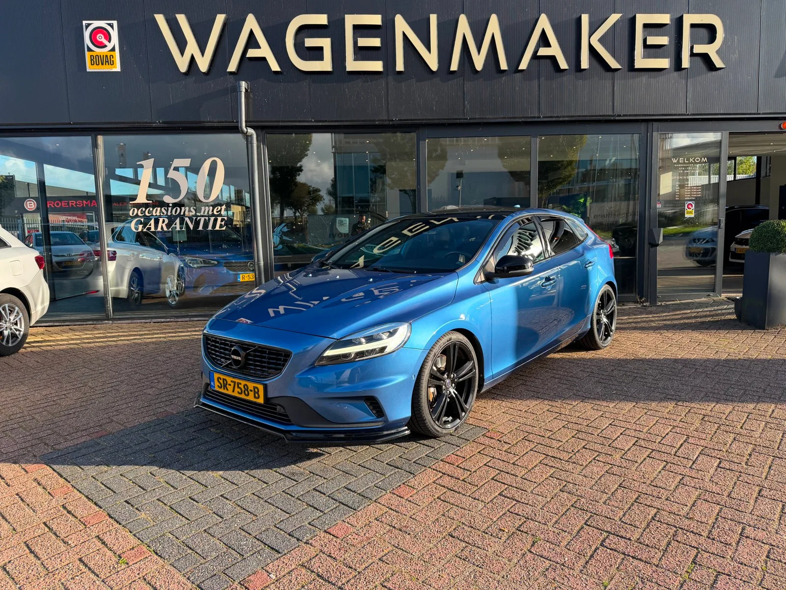 Volvo V40 (2018) — foto 1
