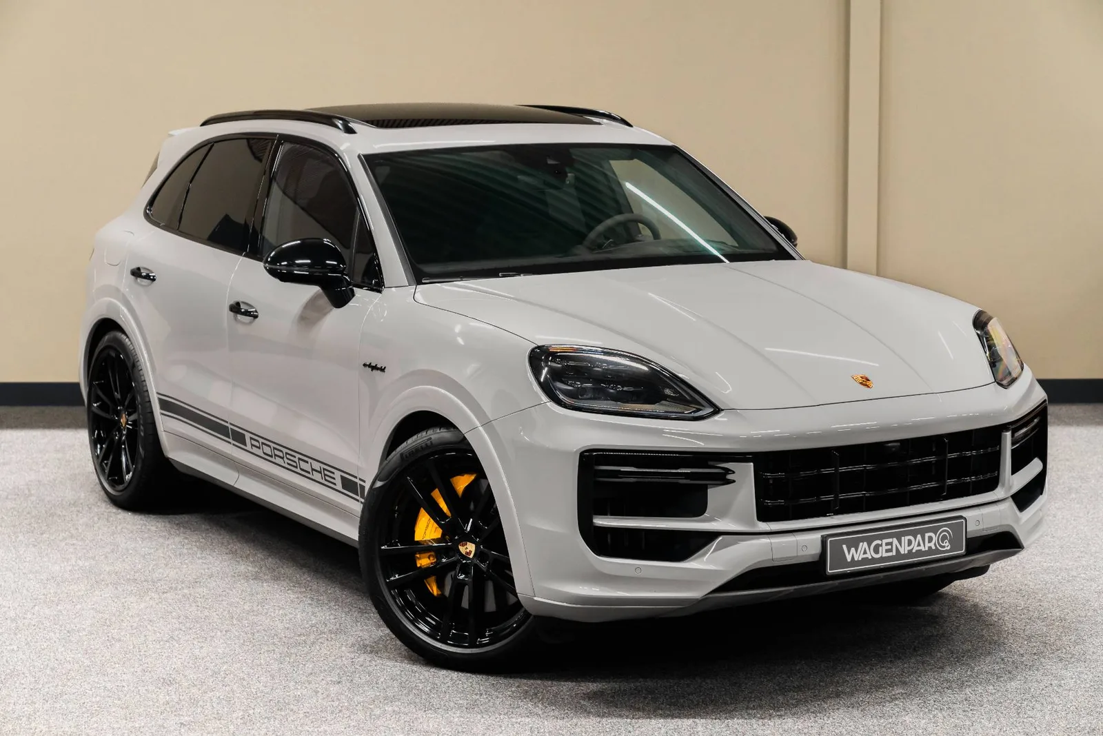 Porsche Cayenne (2024) — foto 1