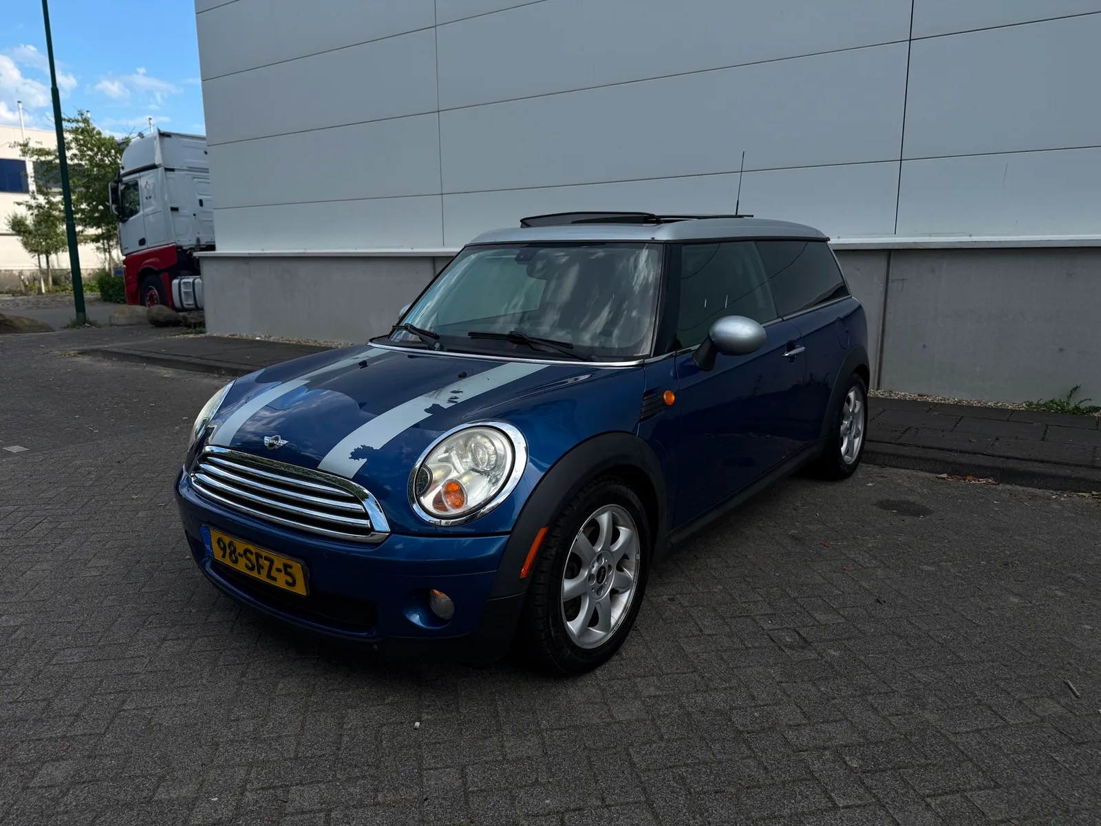 MINI Clubman (2009) — foto 1