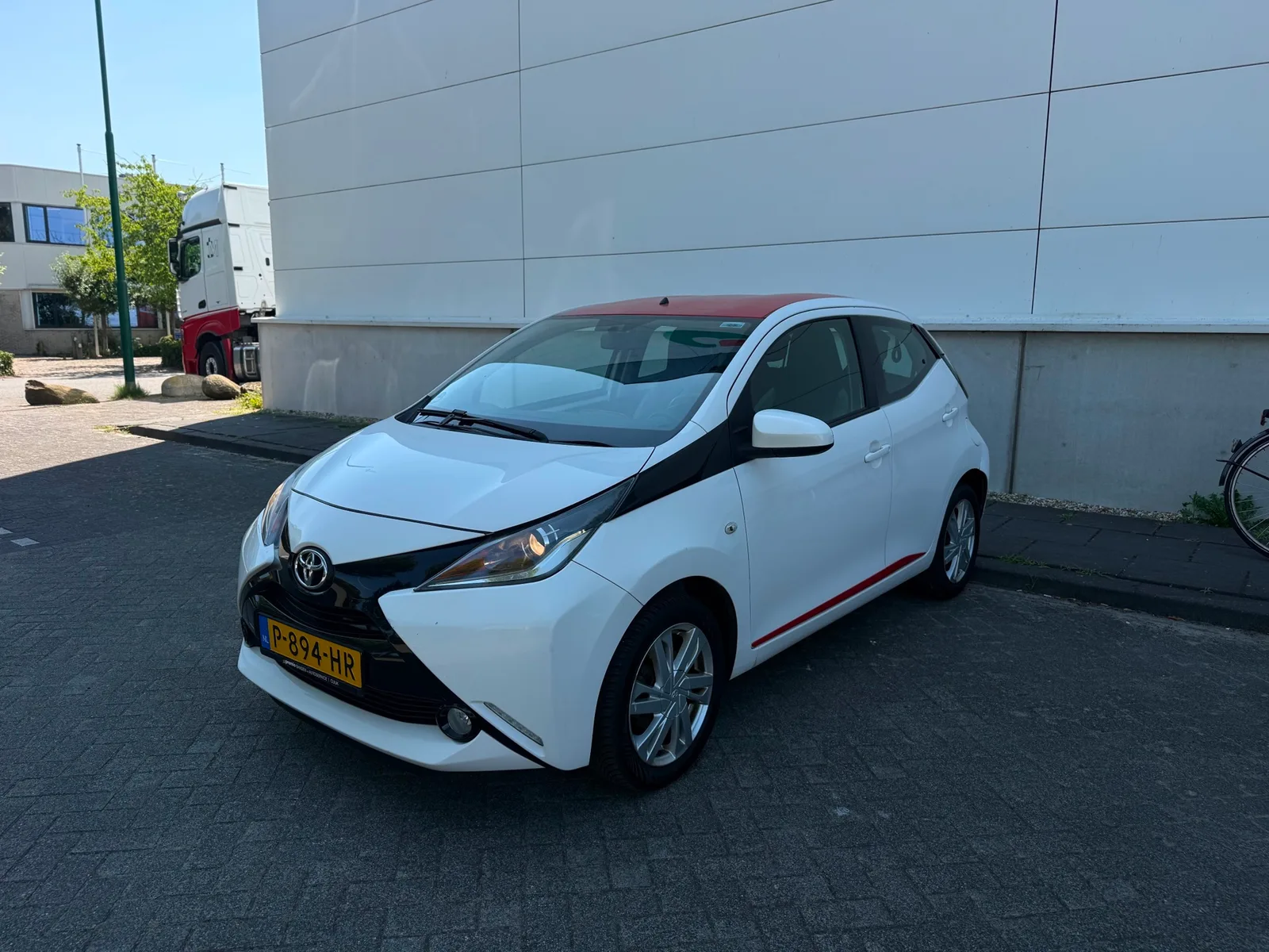 Toyota Aygo (2014) — foto 1