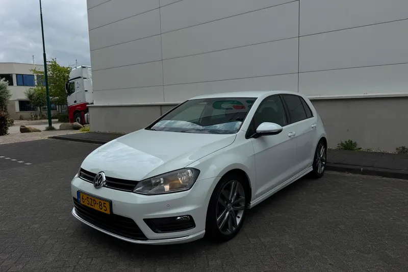 Volkswagen Golf (2014)