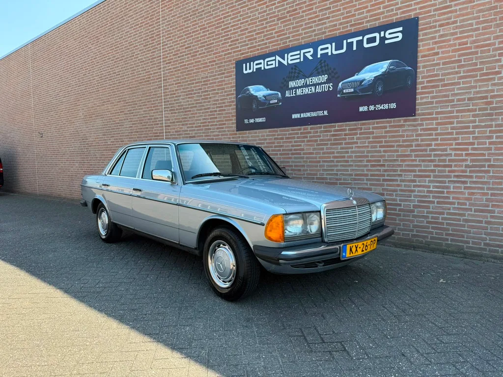 Mercedes-Benz 200-500 (1984) — foto 1