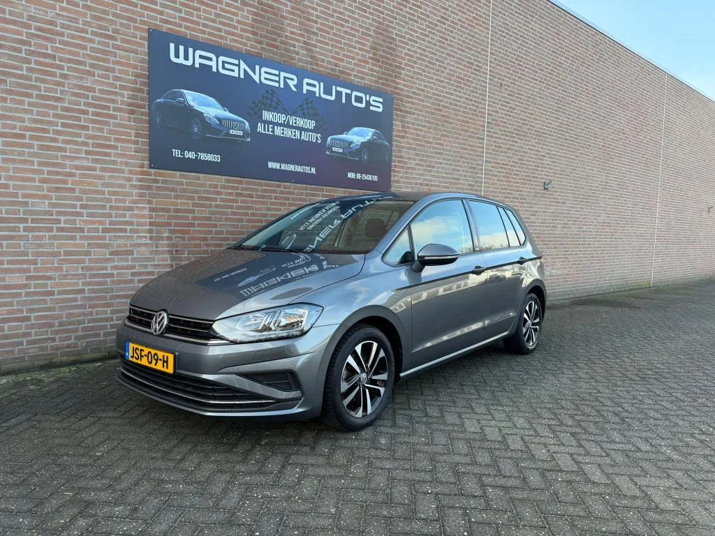 Volkswagen Golf Sportsvan (2020) — foto 1