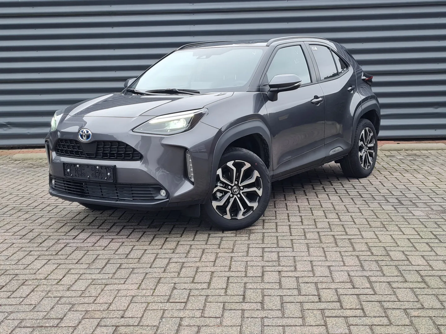 Toyota Yaris Cross (2024) — foto 1