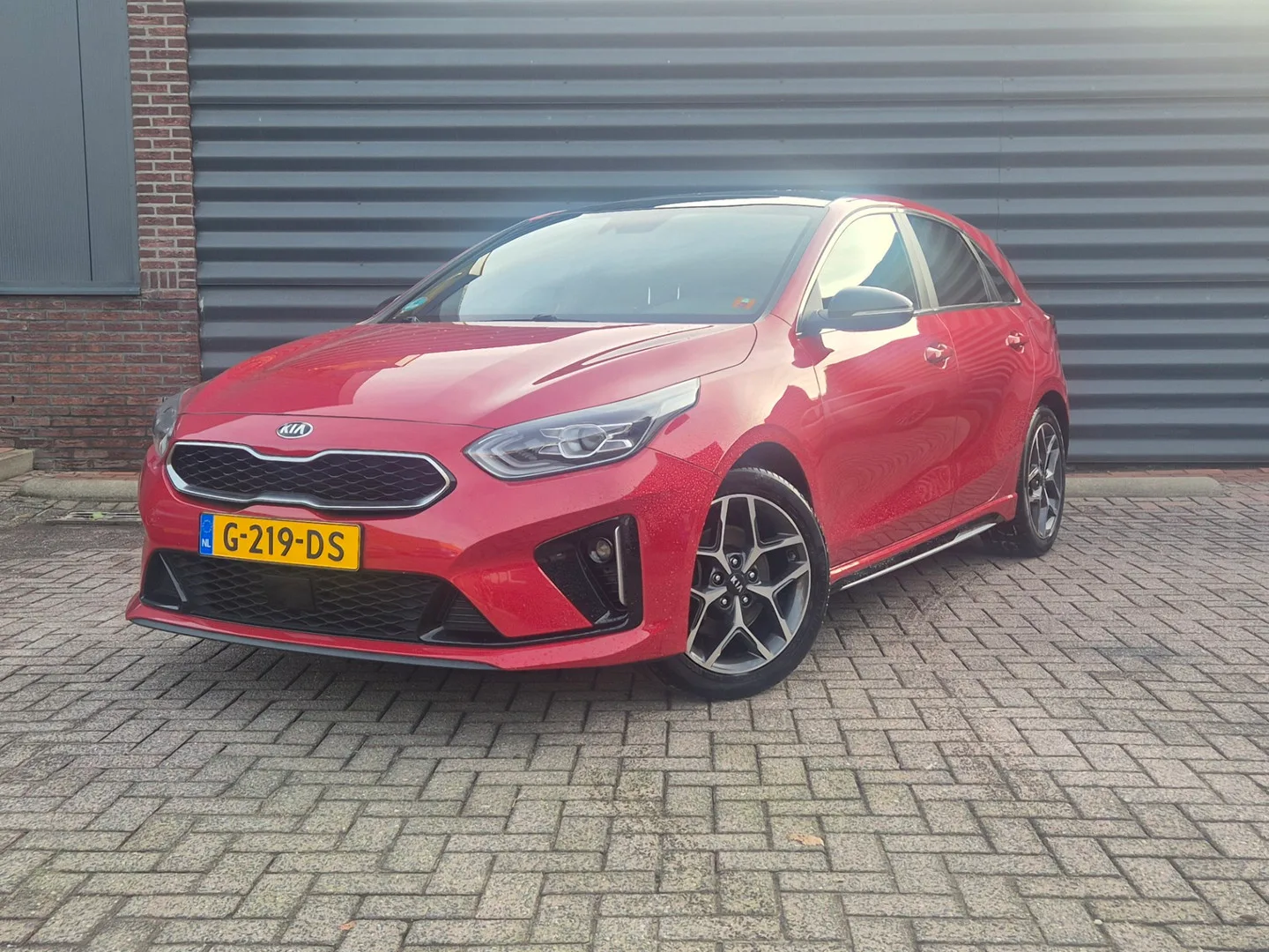 Kia Ceed (2019) — foto 1
