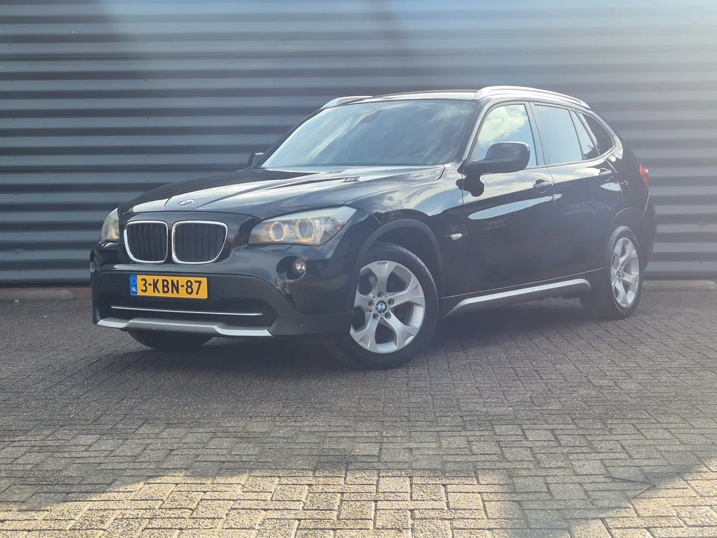 BMW X1 (2010) — foto 1