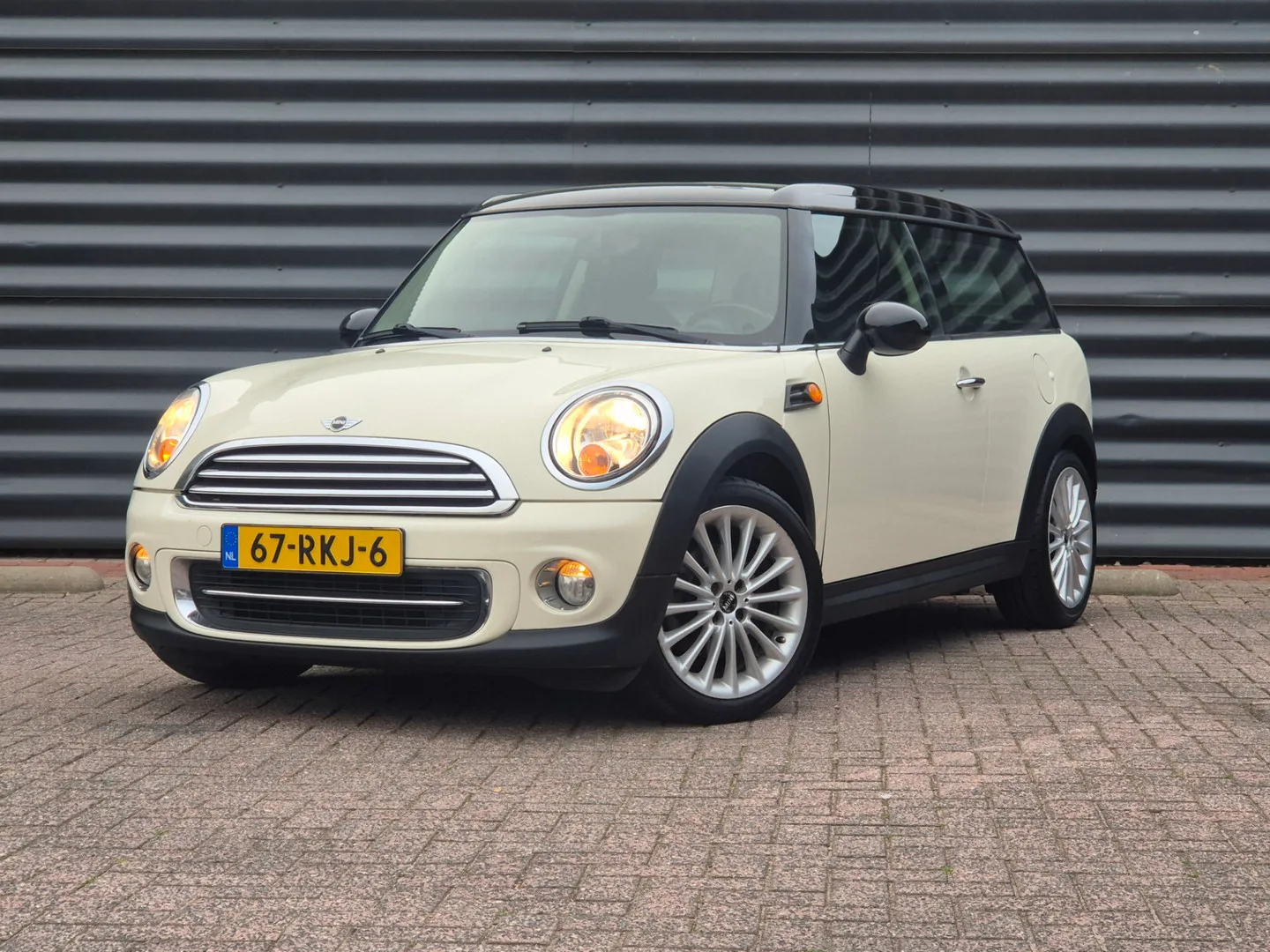 MINI Cooper (2011) — foto 1