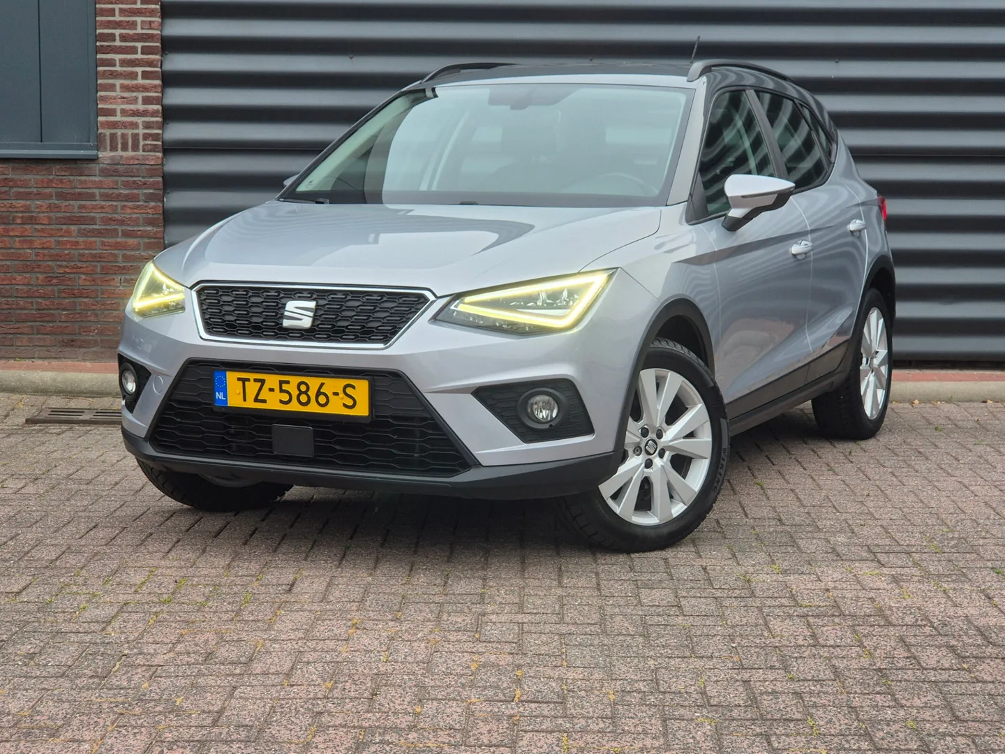 SEAT Arona (2018) — foto 1