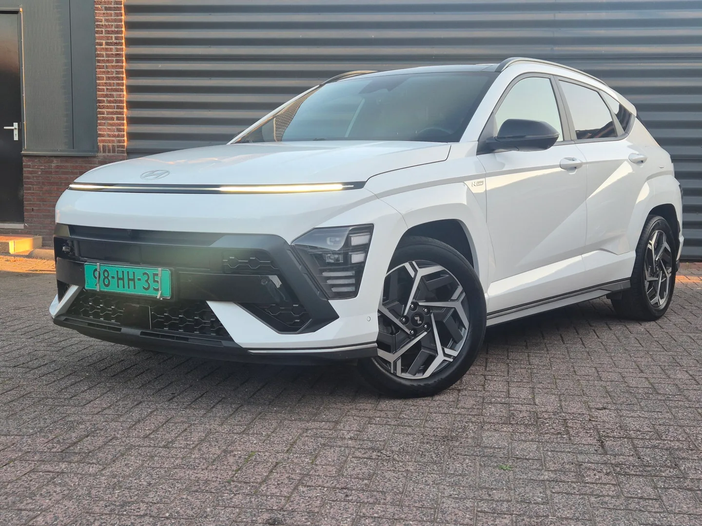 Hyundai Kona (2024) — foto 1