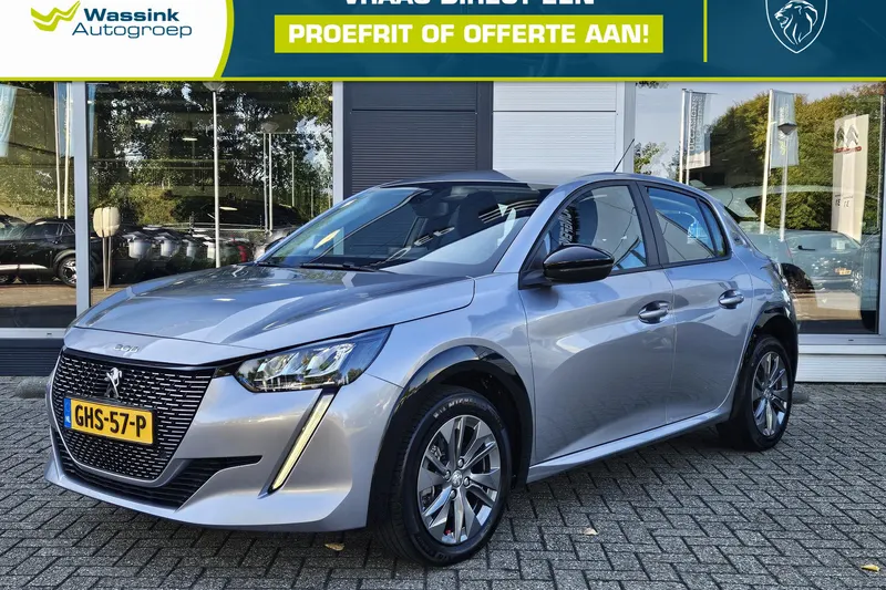 Peugeot e-208 (2023)