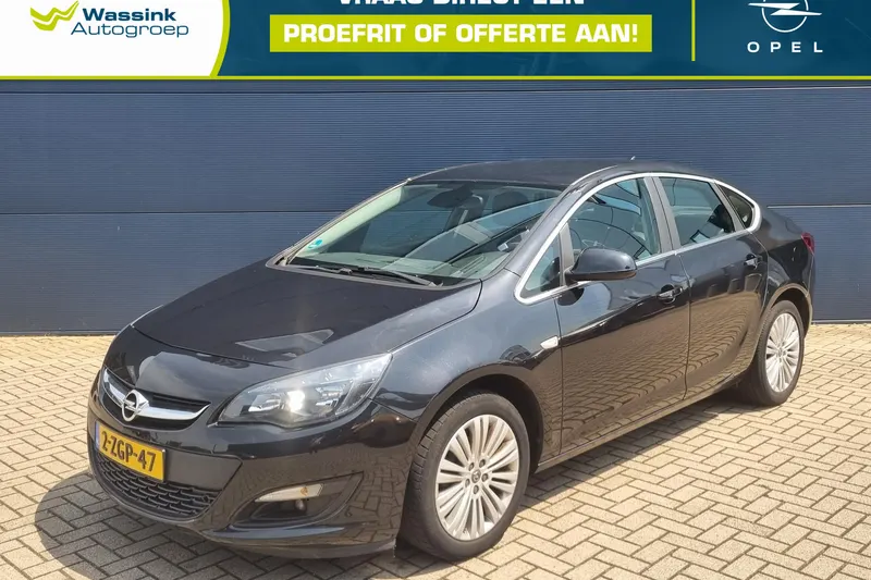 Opel Astra (2015)