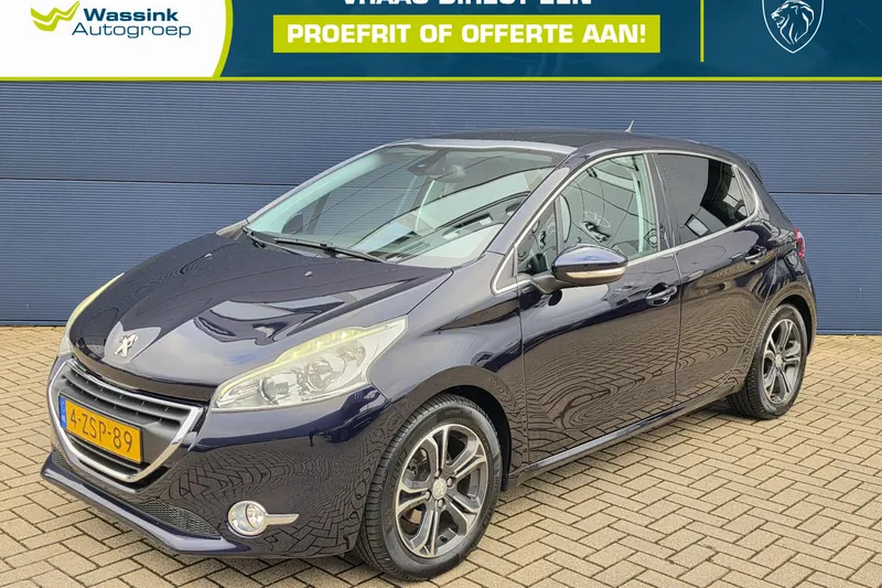 Peugeot 208 (2015)