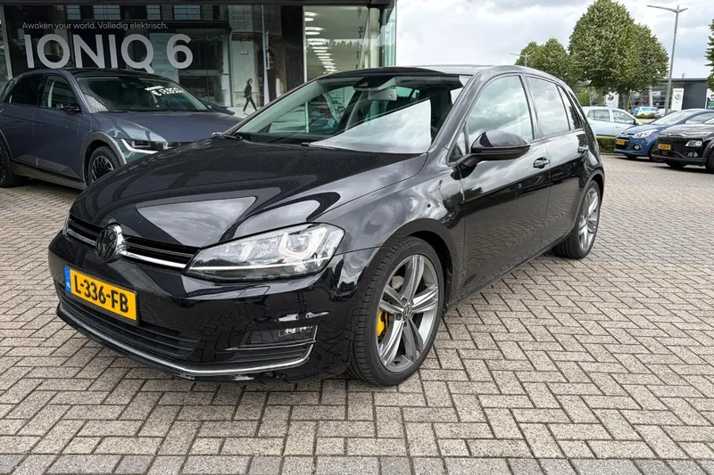 Volkswagen Golf (2016)