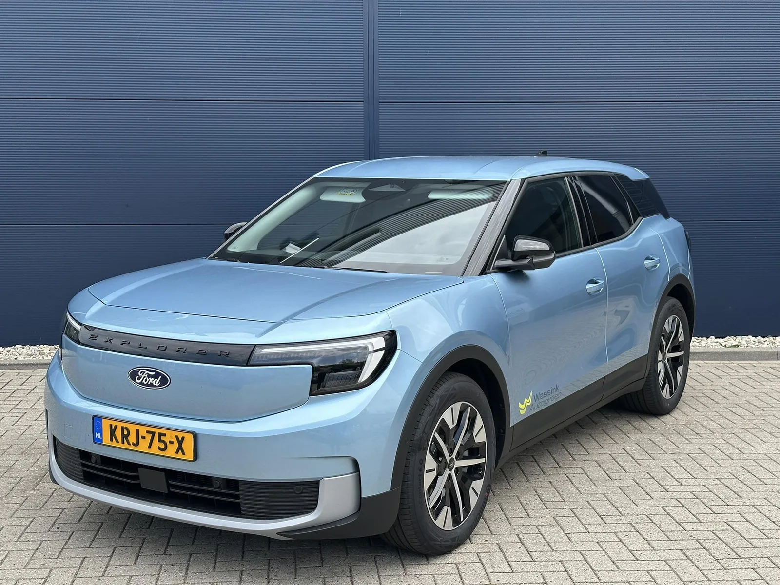 Ford Explorer (2024) — foto 1