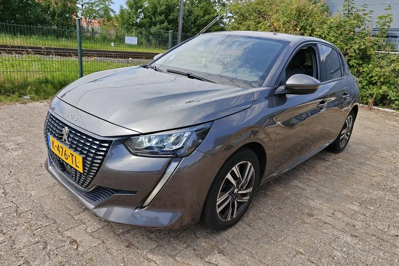Peugeot 208 (2021)