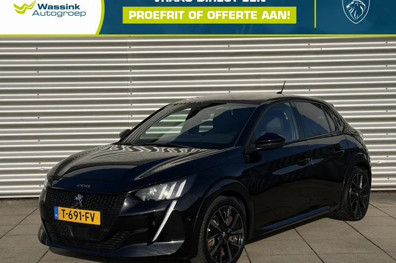 Peugeot e-208 (2023)