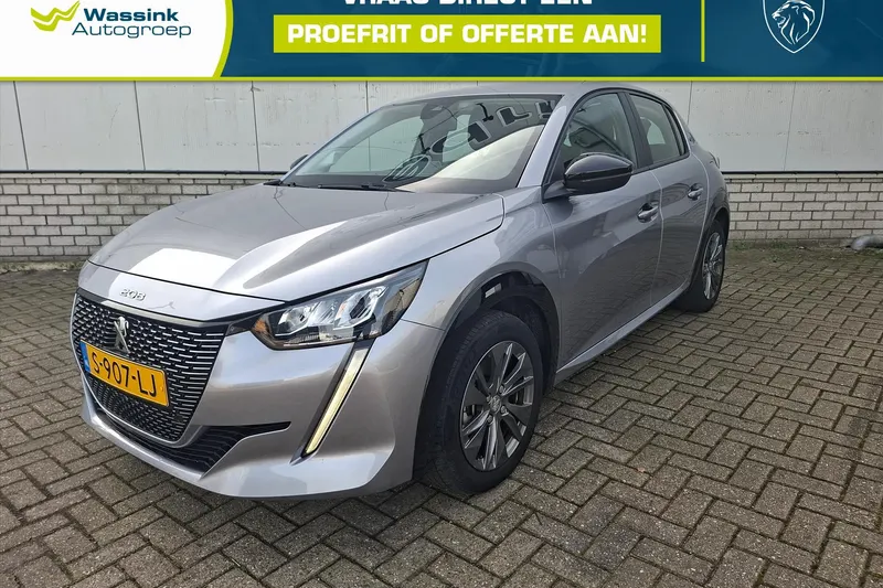Peugeot e-208 (2023)