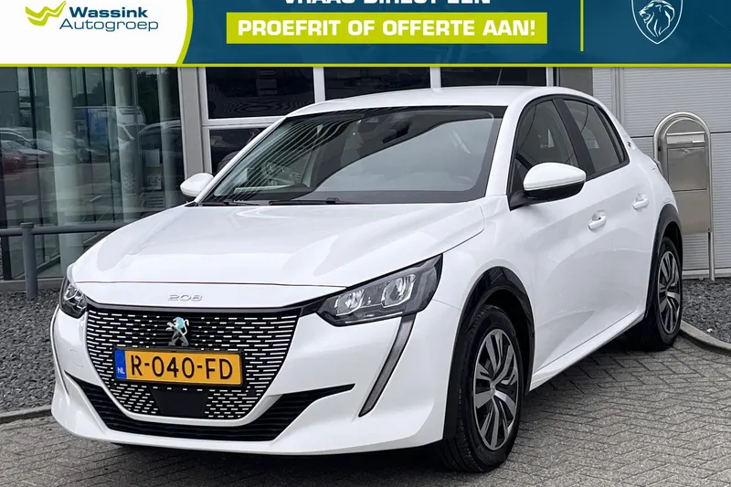 Peugeot e-208 (2021)