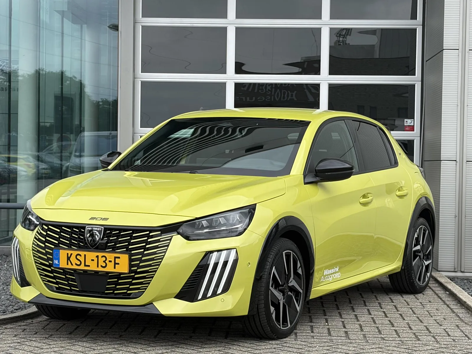 Peugeot 208 (2026) — foto 1