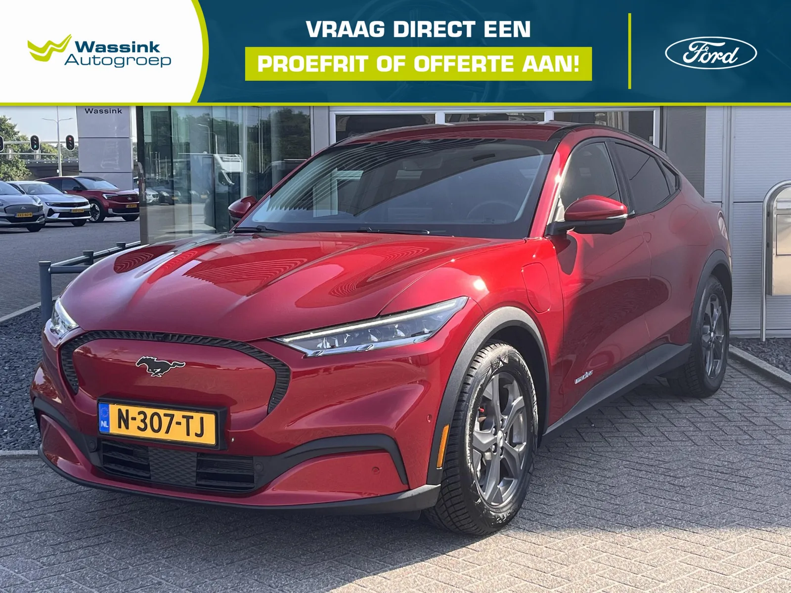 Ford Mustang Mach-E (2021) — foto 1