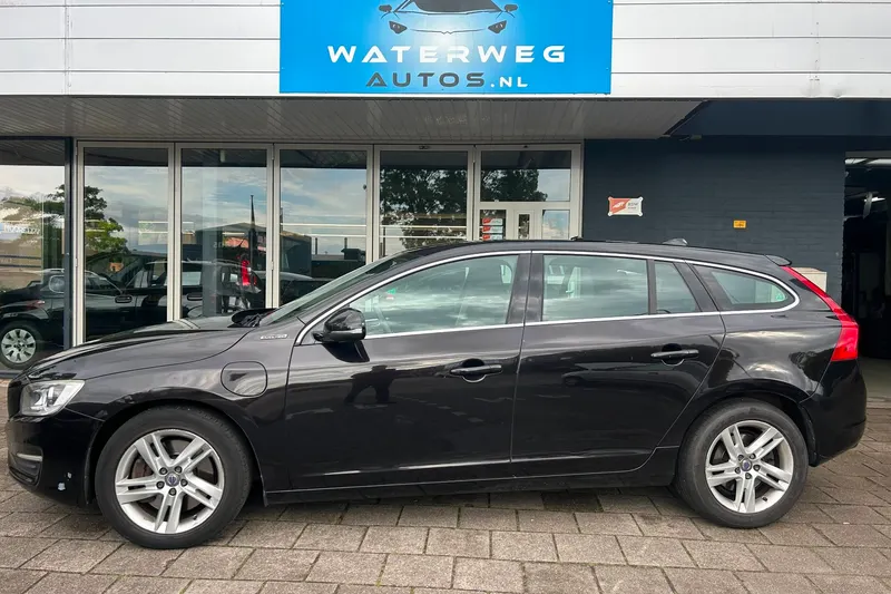 Volvo V60 (2015)