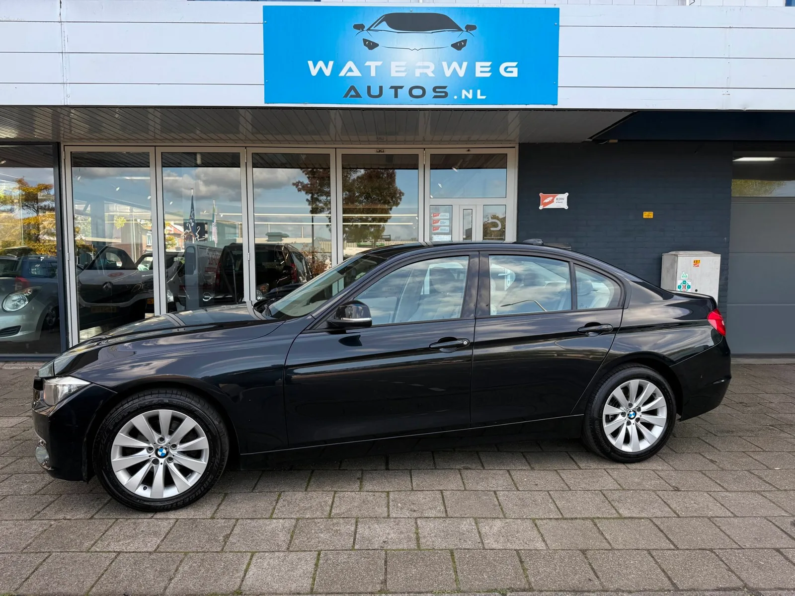 BMW 3-Serie (2012) — foto 1