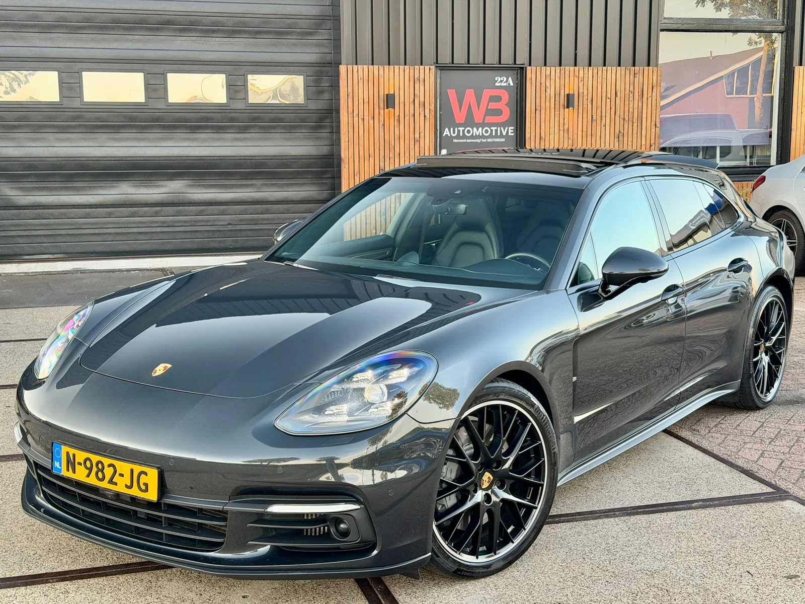 Porsche Panamera (2018) — foto 1