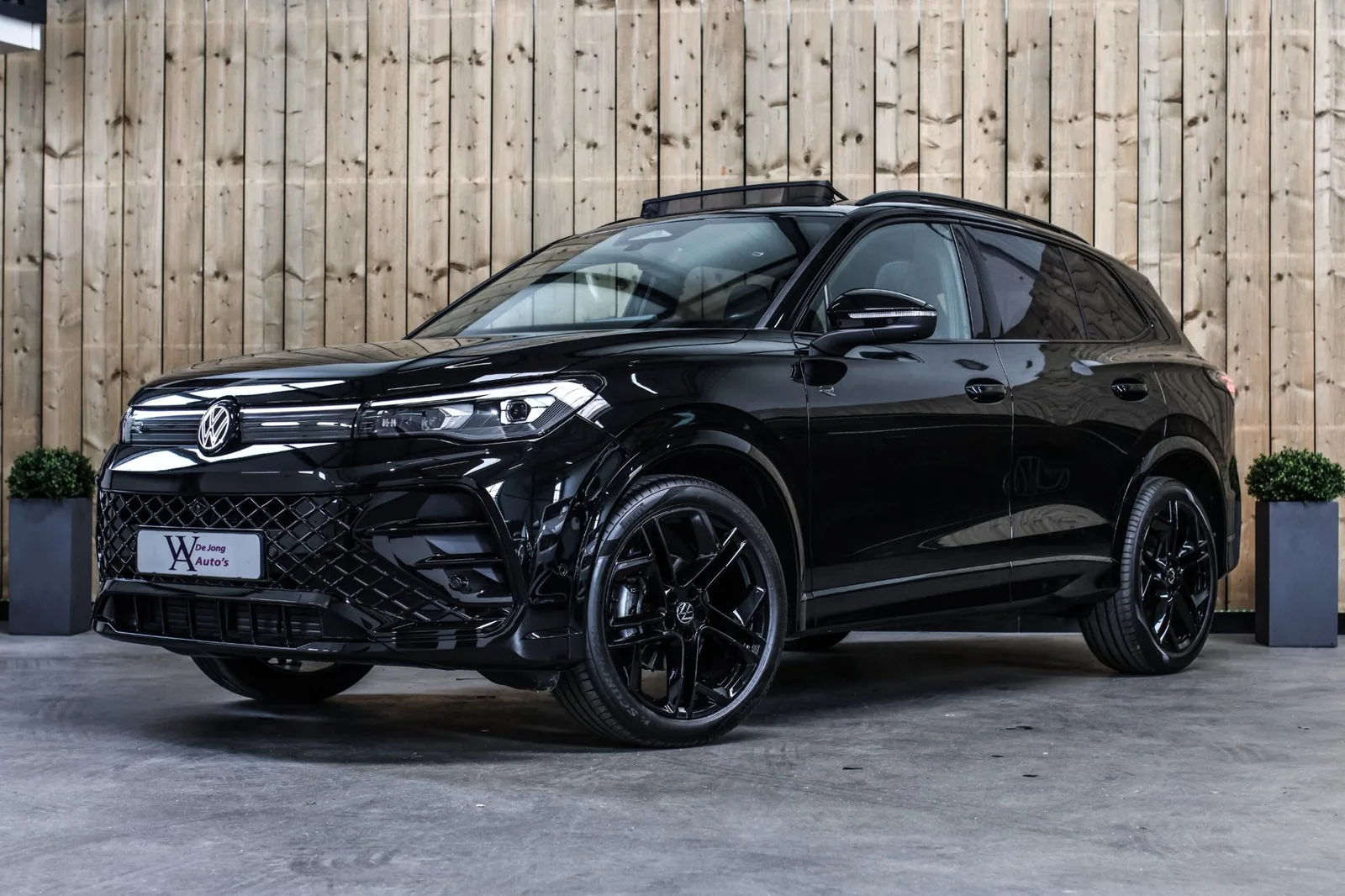 Volkswagen Tiguan (2025) — foto 1