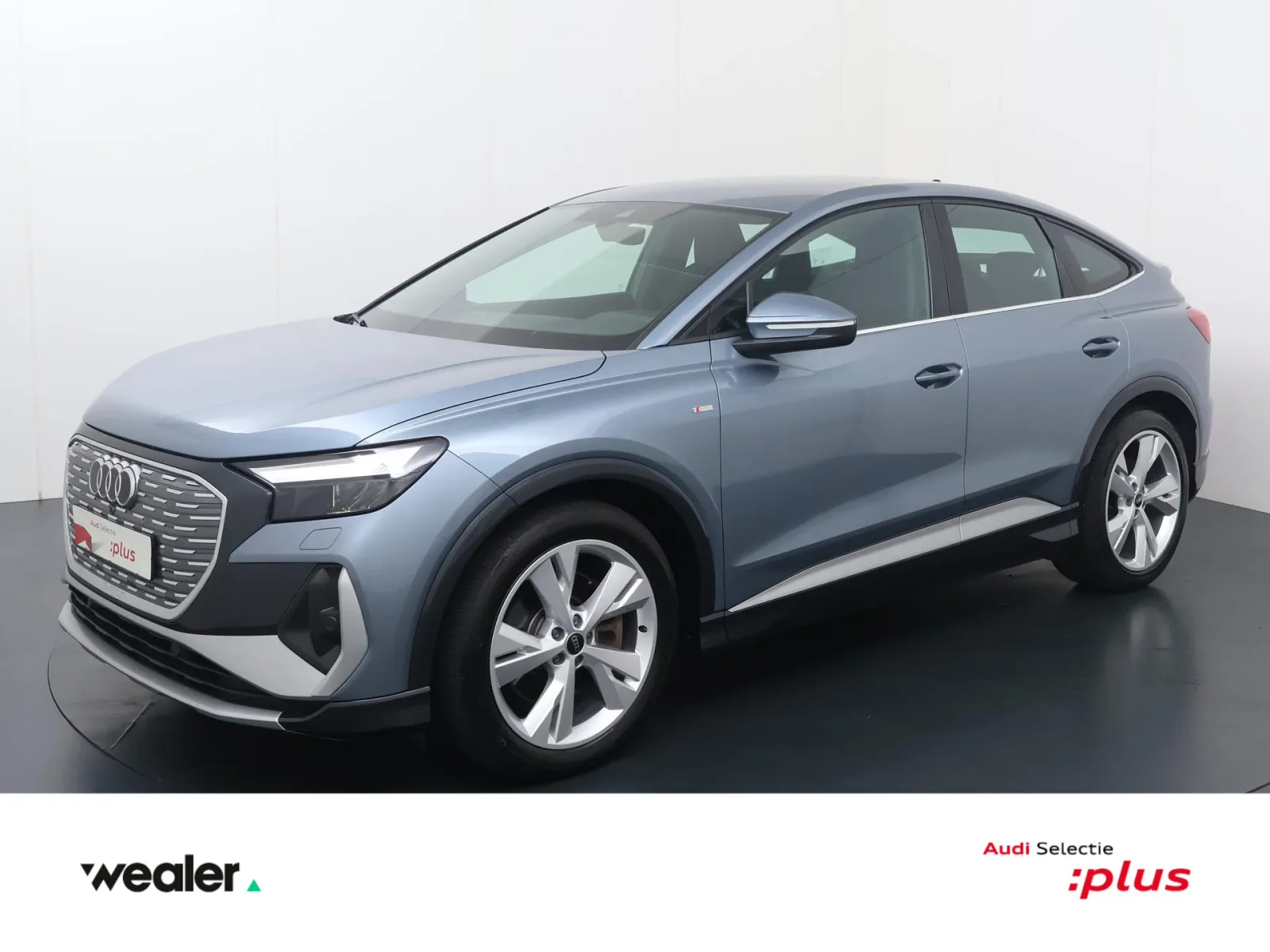 Audi Q4 e-tron (2023) — foto 1