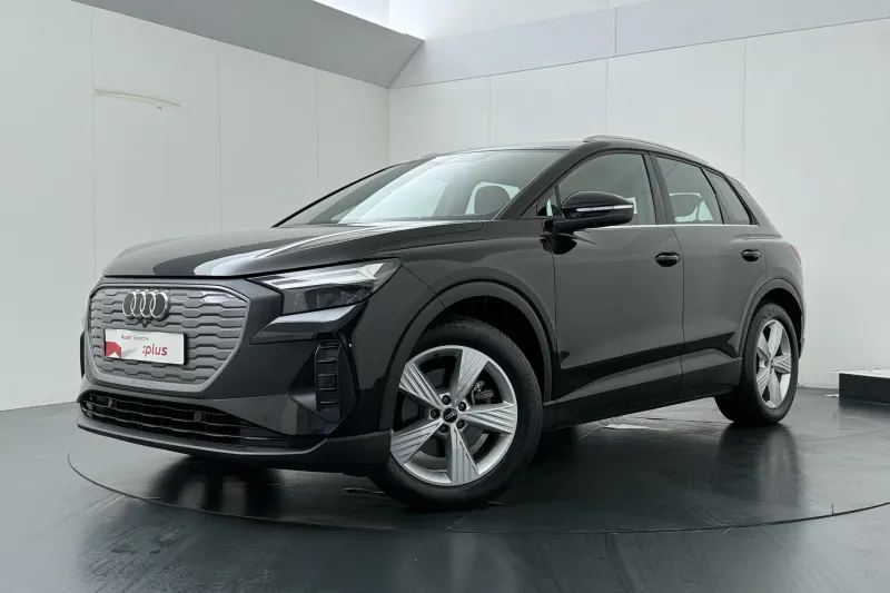 Audi Q4 e-tron (2021)