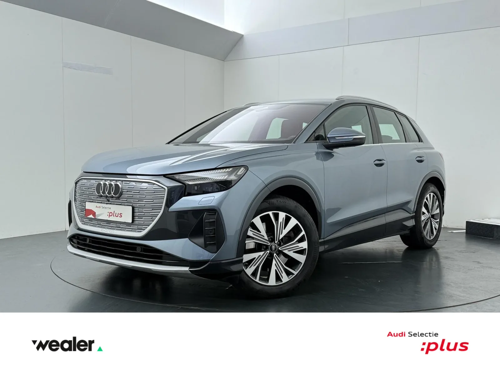 Audi Q4 e-tron (2022) — foto 1