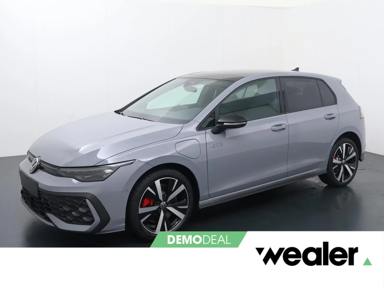 Volkswagen Golf (2025) — foto 1