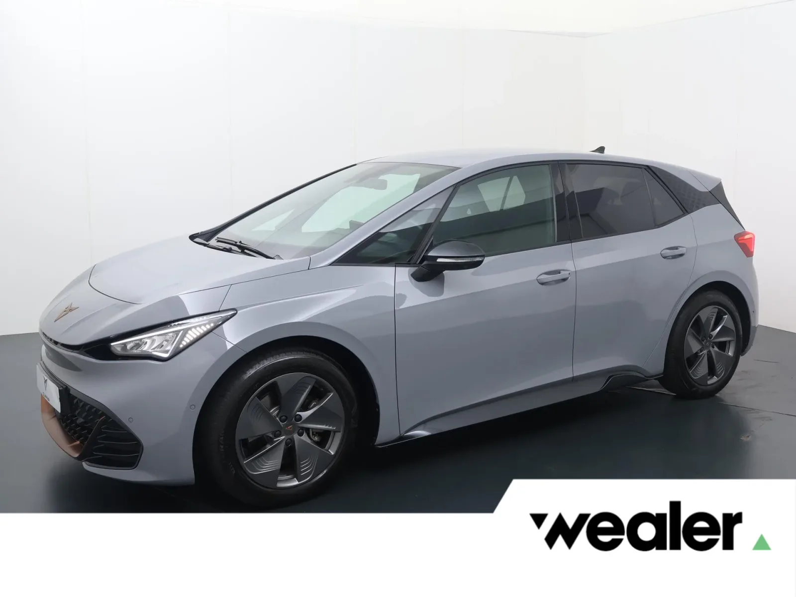 CUPRA Born (2024) — foto 1