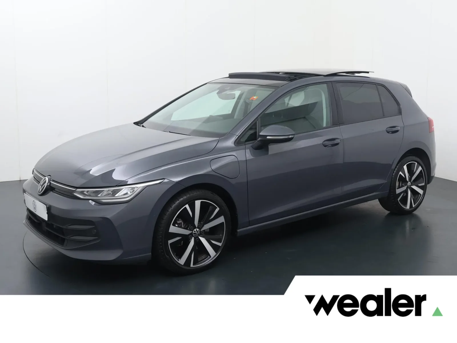 Volkswagen Golf (2025) — foto 1