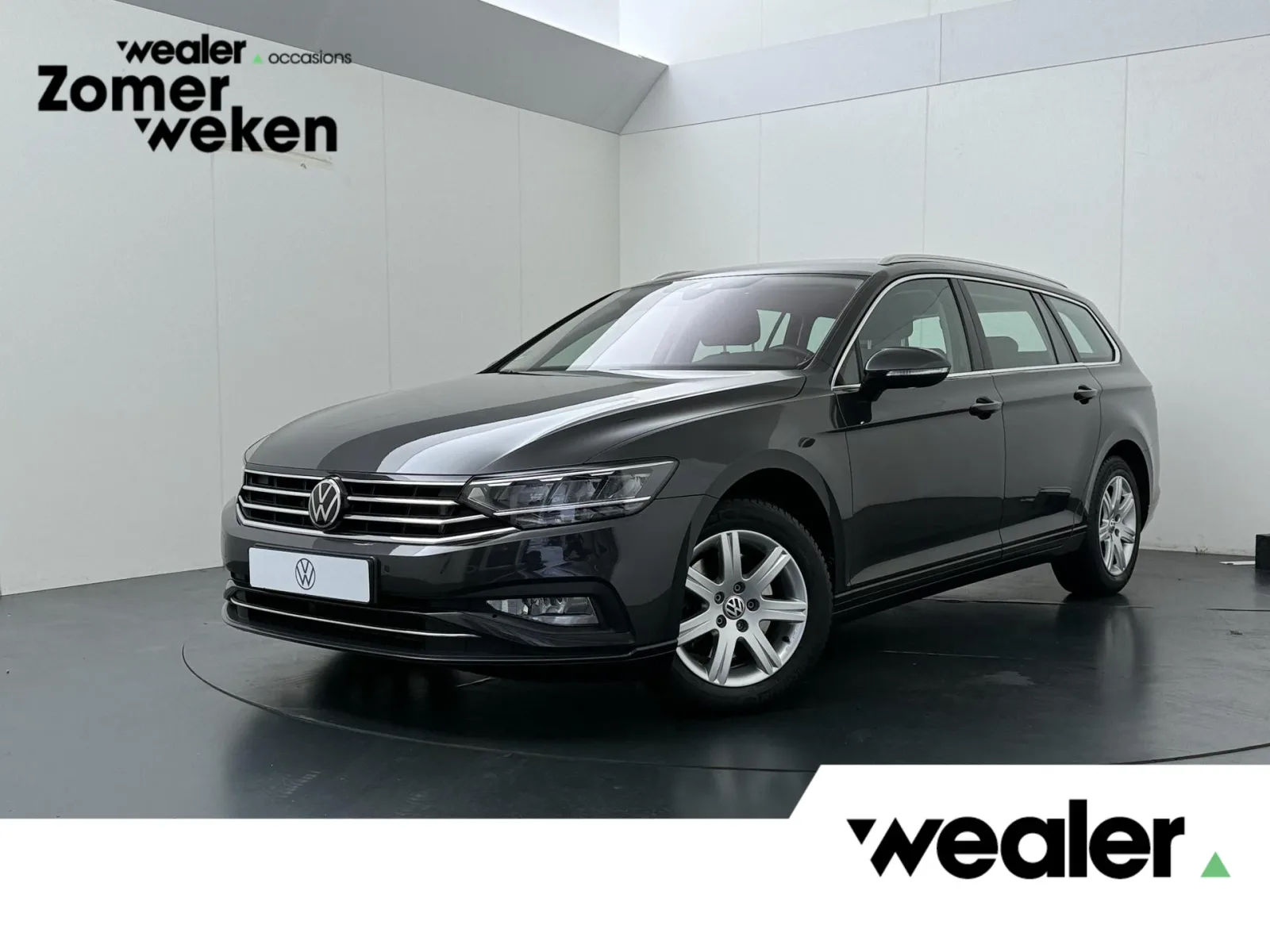 Volkswagen Passat (2022) — foto 1